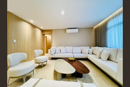 Apartamento à venda com 3 quartos, 200m² em Cerqueira César, São Paulo