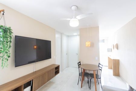 Sala de apartamento para alugar com 2 quartos, 43m² em Campo Grande, Rio de Janeiro