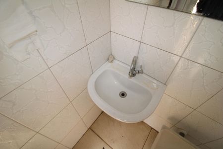 Casa à venda com 150m², 3 quartos e 4 vagasÁrea de Serviço - Banheiro