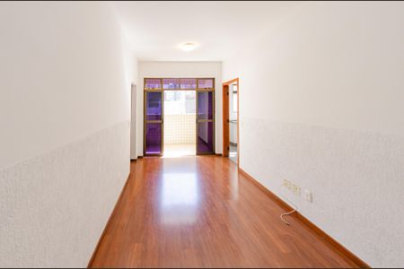 Sala de apartamento para alugar com 2 quartos, 70m² em Buritis, Belo Horizonte