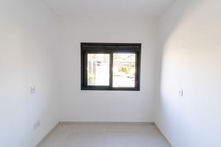 Quarto de casa à venda com 2 quartos, 100m² em Hípica, Porto Alegre