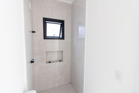 Casa à venda com 100m², 2 quartos e 2 vagas Casa à venda com 100m², 2 quartos e 2 vagasBanheiro