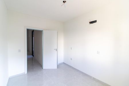 Suíte de casa à venda com 2 quartos, 100m² em Hípica, Porto Alegre