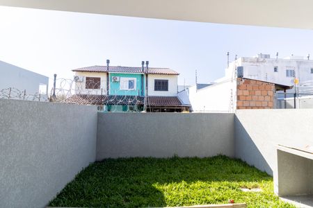Casa à venda com 100m², 2 quartos e 2 vagas Casa à venda com 100m², 2 quartos e 2 vagasSuíte