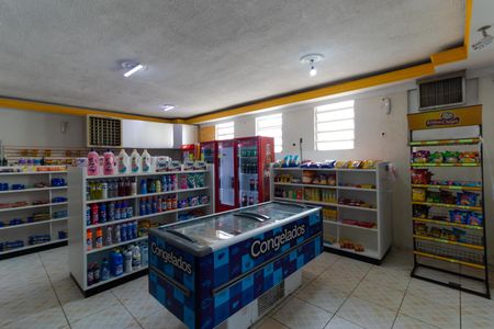 Apartamento à venda com 56m², 2 quartos e 1 vaga Apartamento à venda com 56m², 2 quartos e 1 vagaÁrea comum - Padaria e Mini mercado