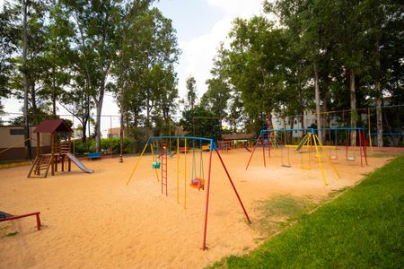 Apartamento à venda com 56m², 2 quartos e 1 vaga Apartamento à venda com 56m², 2 quartos e 1 vagaÁrea comum - Playground