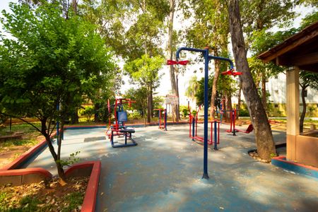 Apartamento à venda com 56m², 2 quartos e 1 vaga Apartamento à venda com 56m², 2 quartos e 1 vagaÁrea comum - Academia ao ar livre