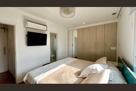 Foto 13 de apartamento à venda com 3 quartos, 124m² em Itaim Bibi, São Paulo