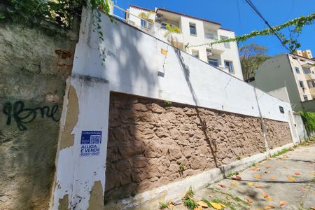 Apartamento para alugar com 55m², 2 quartos e sem vagaPlaca