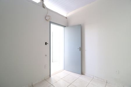 Casa para alugar com 76m², 2 quartos e sem vagaQuarto 1