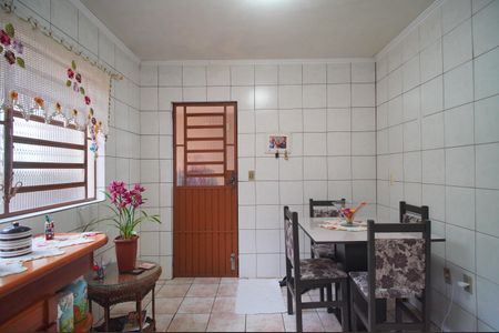 Casa à venda com 196m², 2 quartos e 2 vagasCozinha