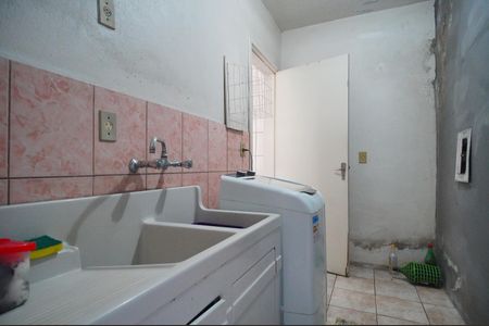 Casa à venda com 196m², 2 quartos e 2 vagasÁrea de Serviço