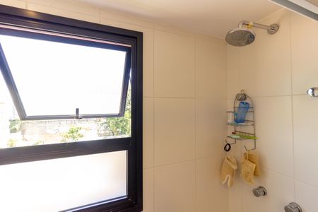 Apartamento para alugar com 70m², 2 quartos e 2 vagas Apartamento para alugar com 70m², 2 quartos e 2 vagasBanheiro da Suíte