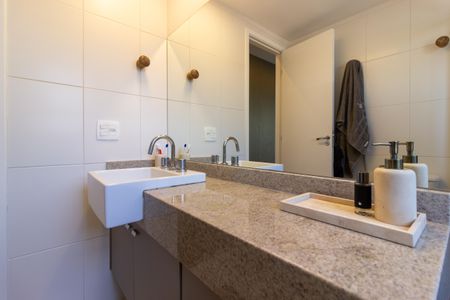 Apartamento para alugar com 70m², 2 quartos e 2 vagas Apartamento para alugar com 70m², 2 quartos e 2 vagasBanheiro da Suíte