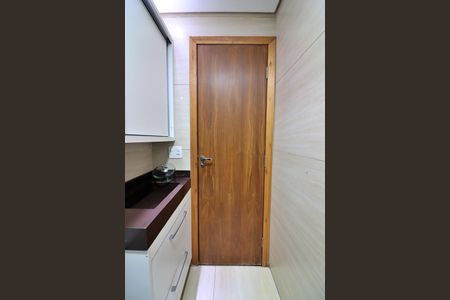 Apartamento à venda com 60m², 2 quartos e 1 vagaSuíte Banheiro