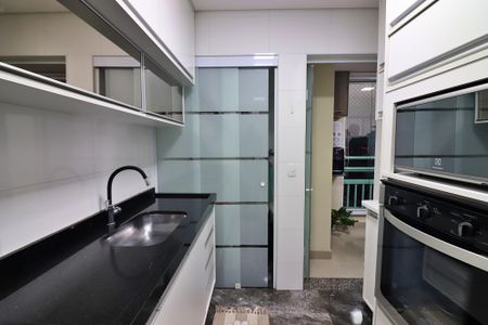 Apartamento à venda com 60m², 2 quartos e 1 vagaCozinha
