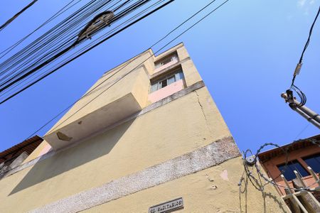 Apartamento à venda com 90m², 3 quartos e 1 vaga Apartamento à venda com 90m², 3 quartos e 1 vagaFachada