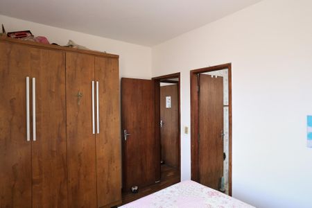 Apartamento à venda com 90m², 3 quartos e 1 vaga Apartamento à venda com 90m², 3 quartos e 1 vagaSuíte