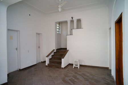 Sala de casa para alugar com 6 quartos, 280m² em São Domingos, Niterói