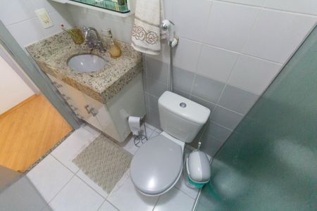 Apartamento à venda com 76m², 3 quartos e 2 vagas Apartamento à venda com 76m², 3 quartos e 2 vagasBanheiro