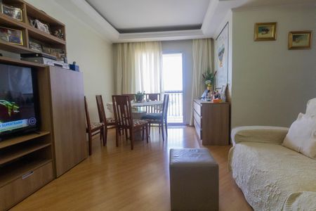 Apartamento à venda com 76m², 3 quartos e 2 vagas Apartamento à venda com 76m², 3 quartos e 2 vagasSala