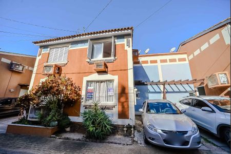 Casa de condomínio à venda com 84m², 3 quartos e 1 vagaFachada