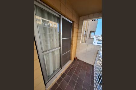 Apartamento à venda com 50m², 2 quartos e 1 vaga Apartamento à venda com 50m², 2 quartos e 1 vagaSacada