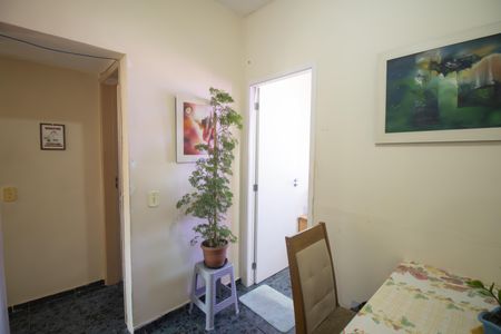 Sala de apartamento para alugar com 3 quartos, 54m² em Parada Quarenta, São Gonçalo