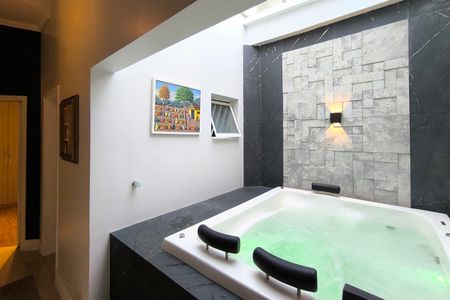 Casa para alugar com 200m², 4 quartos e 2 vagas Casa para alugar com 200m², 4 quartos e 2 vagasHidromassagem