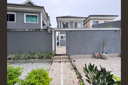 Casa de condomínio para alugar com 279m², 3 quartos e 2 vagas Casa de condomínio para alugar com 279m², 3 quartos e 2 vagasÁrea comum