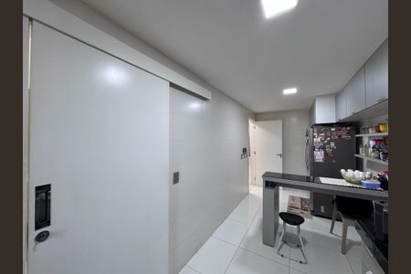 Casa de condomínio para alugar com 279m², 3 quartos e 2 vagas Casa de condomínio para alugar com 279m², 3 quartos e 2 vagasCozinha