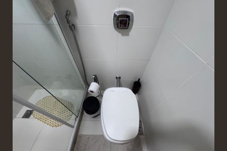 Casa de condomínio para alugar com 279m², 3 quartos e 2 vagas Casa de condomínio para alugar com 279m², 3 quartos e 2 vagasBanheiro da Suíte 1