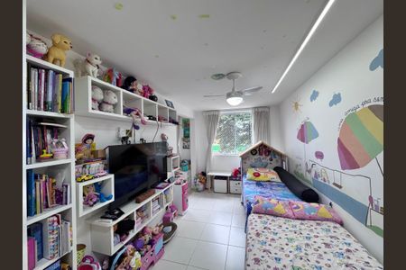 Casa de condomínio para alugar com 279m², 3 quartos e 2 vagas Casa de condomínio para alugar com 279m², 3 quartos e 2 vagasSuíte 2