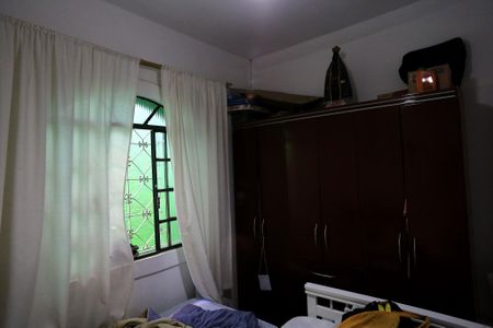 Casa à venda com 300m², 3 quartos e 2 vagasQuarto