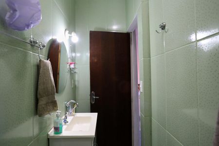 Casa à venda com 300m², 3 quartos e 2 vagasBanheiro Social