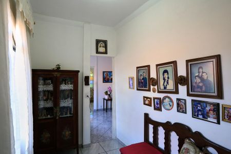Casa à venda com 300m², 3 quartos e 2 vagasCorredor