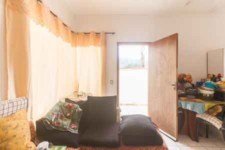 Sala de casa de condomínio para alugar com 2 quartos, 60m² em Vila Sao Paulo, Mogi das Cruzes