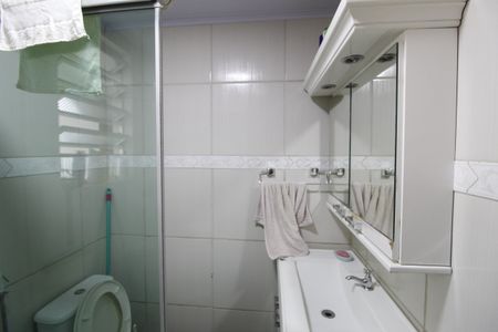 Apartamento à venda com 77m², 3 quartos e sem vagaBanheiro