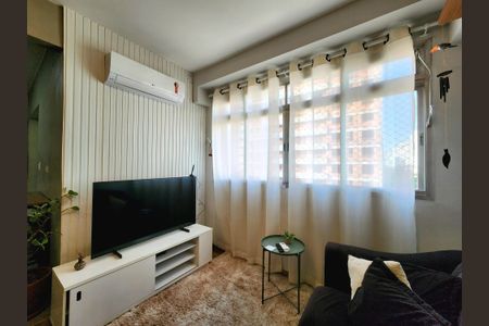 Sala de apartamento à venda com 2 quartos, 77m² em Moema, São Paulo
