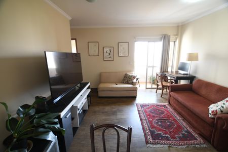 Sala de apartamento para alugar com 2 quartos, 70m² em Centro, Campinas