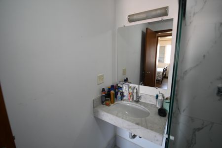 Apartamento para alugar com 70m², 2 quartos e 1 vagaBanheiro 