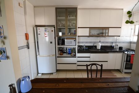 Apartamento para alugar com 70m², 2 quartos e 1 vagaCozinha