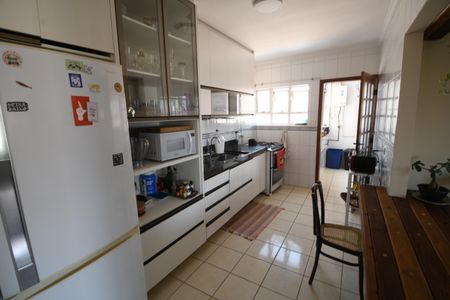 Apartamento para alugar com 70m², 2 quartos e 1 vagaCozinha