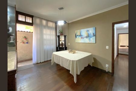 Apartamento à venda com 185m², 4 quartos e 2 vagas Apartamento à venda com 185m², 4 quartos e 2 vagasSala