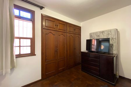 Apartamento à venda com 185m², 4 quartos e 2 vagas Apartamento à venda com 185m², 4 quartos e 2 vagasQuarto 2