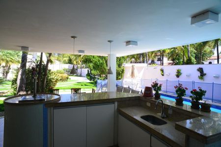 Casa de condomínio à venda com 1370m², 5 quartos e 10 vagas Casa de condomínio à venda com 1370m², 5 quartos e 10 vagasÁreas Externa