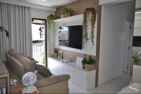Sala de apartamento à venda com 3 quartos, 68m² em Del Castilho, Rio de Janeiro