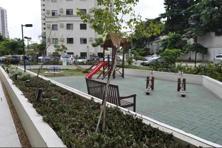 Apartamento à venda com 68m², 3 quartos e 1 vagaÁrea comum