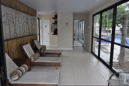 Apartamento à venda com 68m², 3 quartos e 1 vagaÁrea comum