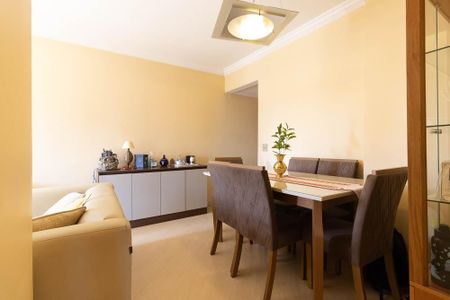 Apartamento à venda com 65m², 3 quartos e 2 vagas Apartamento à venda com 65m², 3 quartos e 2 vagasSala